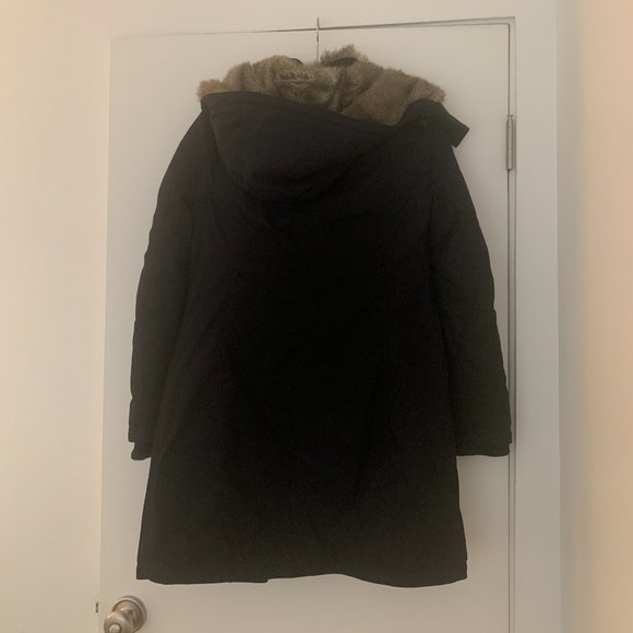 Aritzia Babaton Parka - Picture 2 of 11